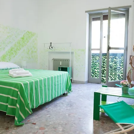 בית הארחה Next Stop Da Me רומא